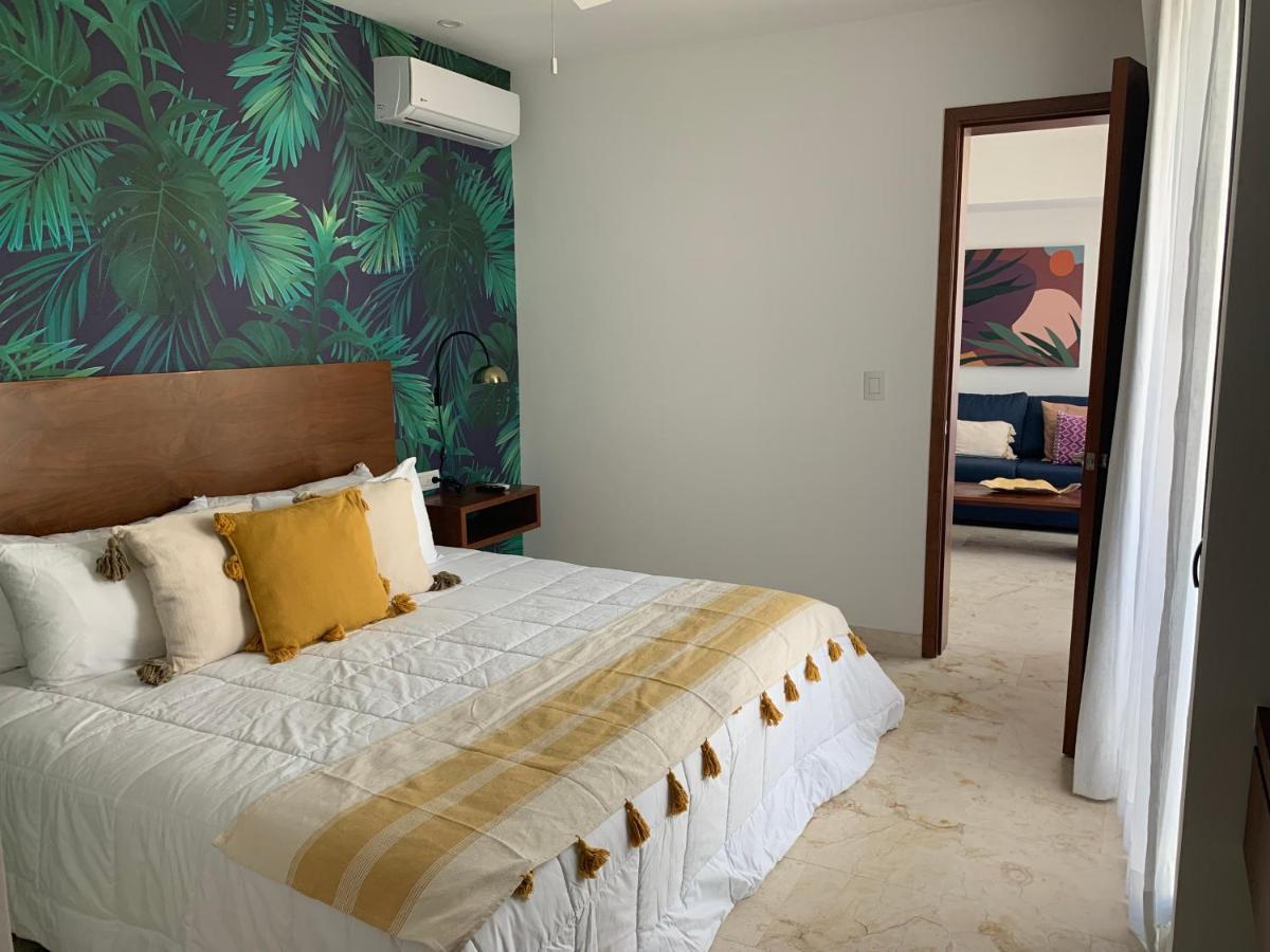 **stunning **brand New Apart On 5th Ave Playa del Carmen