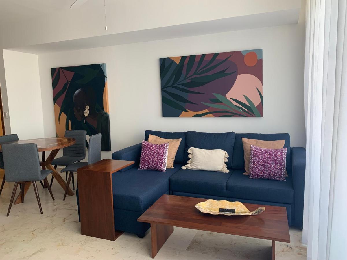 Apartamento **stunning **brand New Apart On 5th Ave Playa del Carmen